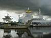 Thunderstorm above Brunei Mosque_bg.jpg